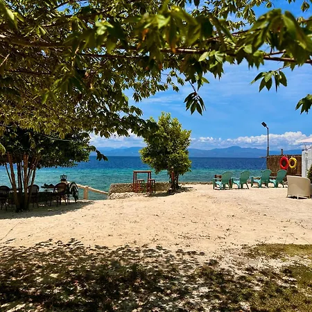 Uzuri Kubo Huts