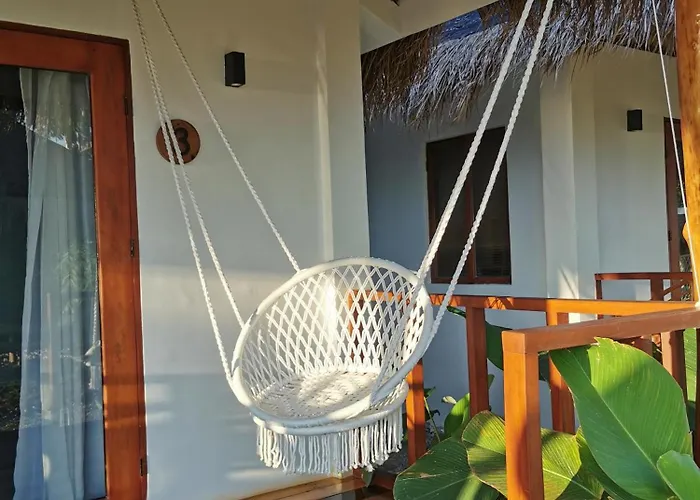Uzuri Kubo Huts 2*