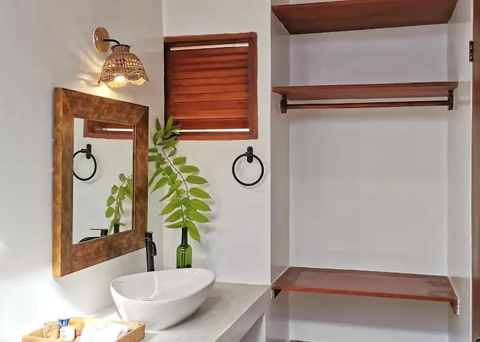 Resort Uzuri Kubo Huts Moalboal