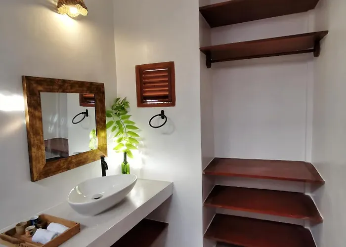 Uzuri Kubo Huts 2* Moalboal