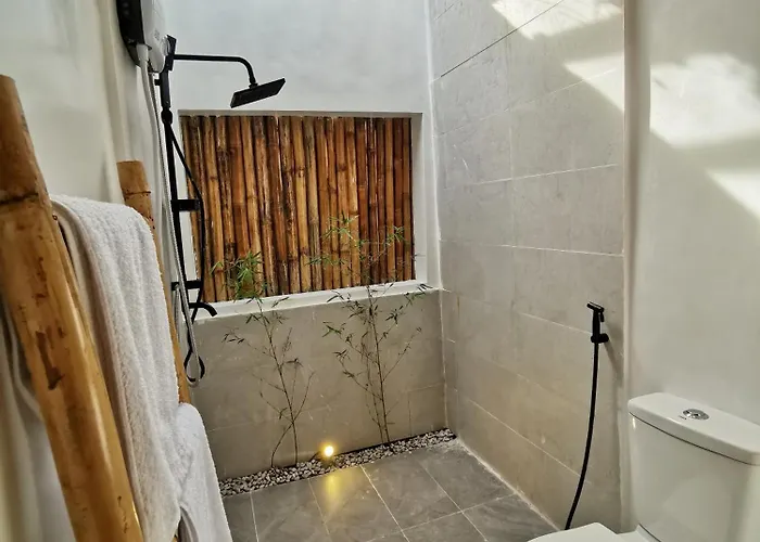 Resort Uzuri Kubo Huts