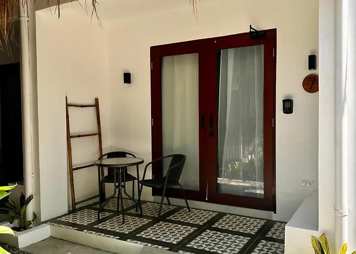 Uzuri Kubo Huts Moalboal
