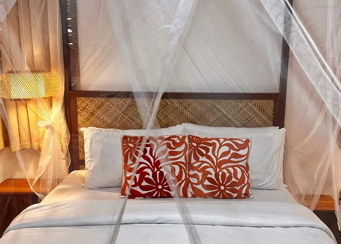 Resort Uzuri Kubo Huts Moalboal