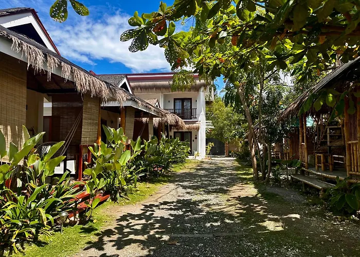Uzuri Kubo Huts Moalboal
