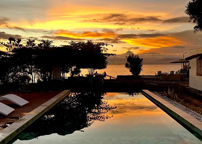 Resort Uzuri Kubo Huts Moalboal