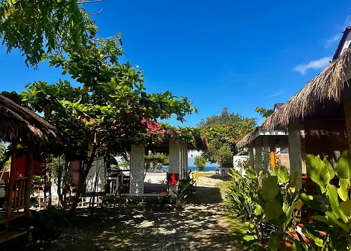 Resort Uzuri Kubo Huts